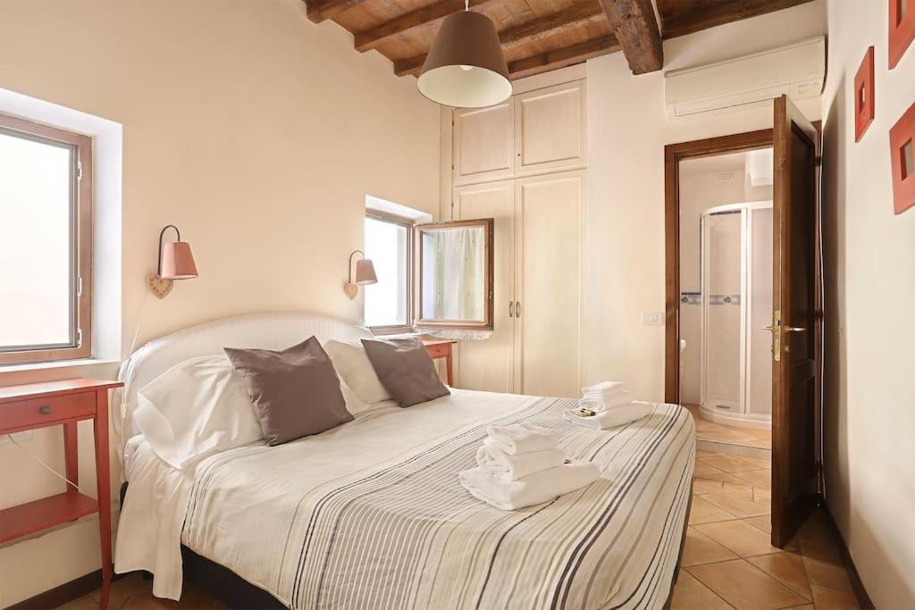 Romantica Suite Firenze 2 Cls Central Market & Dome Exterior photo
